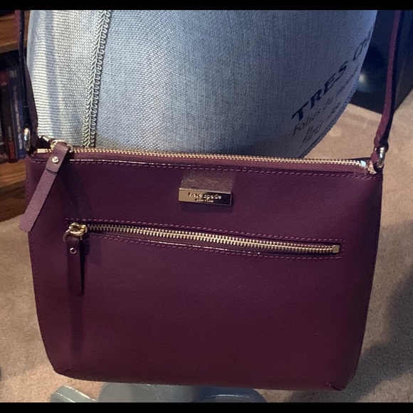 kate spade Handbags - Kate Spade Jackson Top Zip Crossbody - NWOT